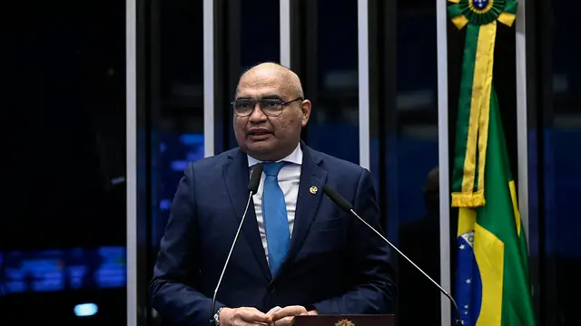 Sargento Reginauro toma posse no Senado e aponta segurança pública como prioridade