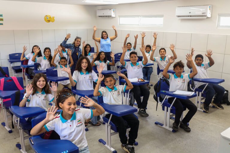 Volta às aulas na rede municipal de ensino ocorre nesta segunda-feira (3) em Caucaia