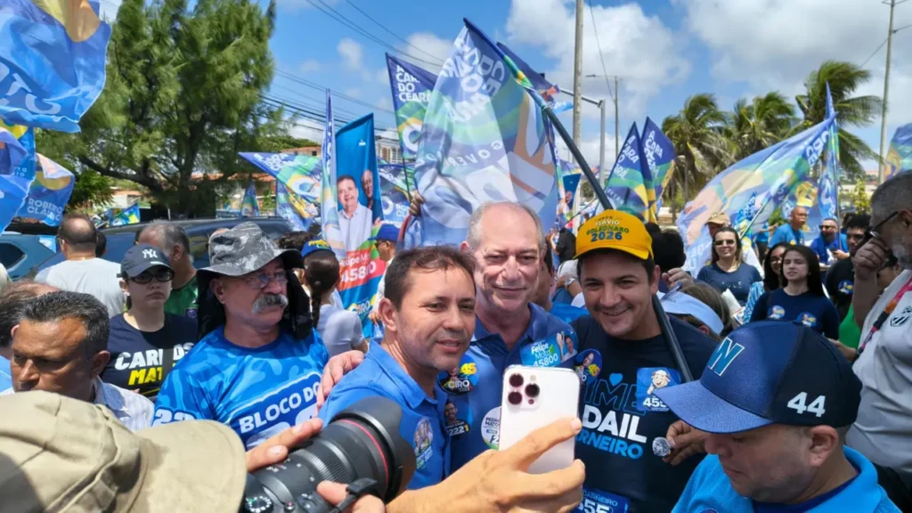 Em ato na Praia do Futuro, Ciro diz que investirá no ‘turismo de evento’ e em ‘superar sazonalidade’