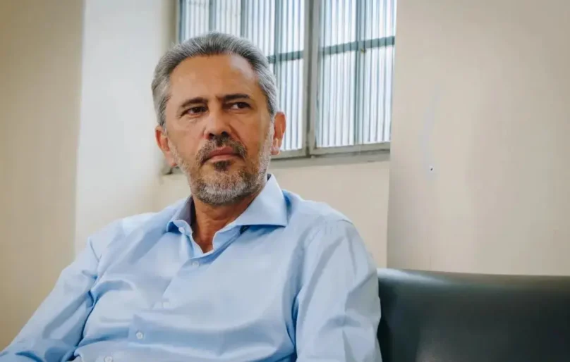 TRE-CE determina retirada de vídeo de Elmano em canteiro de obras do Hospital da UFCA