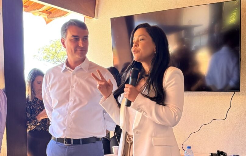 Priscila Costa disse estar à disposição para ser vice de Flávio um dia antes do anúncio de Alfredo Gaspar