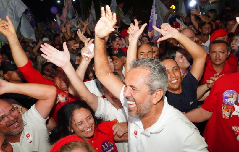 Comício de Elmano reúne 12 mil pessoas em Icó e reforça alianças políticas no Vale do Salgado