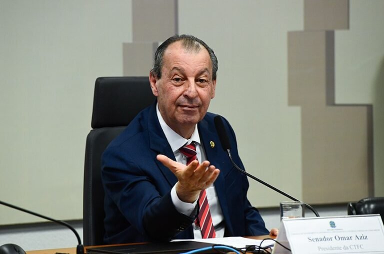 Fortaleza recebe mobilização pela aprovação do fim da escala 6×1, neste domingo (30)