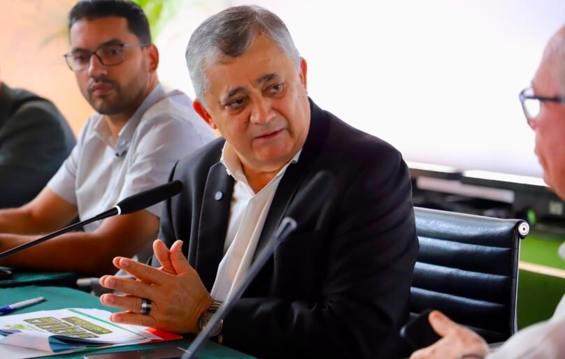 Guimarães reúne prefeitos e diz que Lula determinou aceleração das obras do Novo PAC