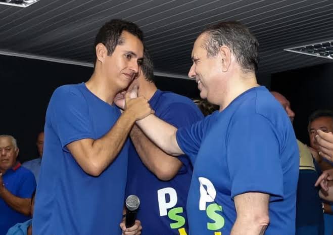 Domingos Filho e Domingos Neto inauguram comitê conjunto em Fortaleza