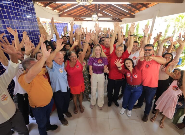 Jade Romero reúne lideranças e dá início à campanha em Tianguá