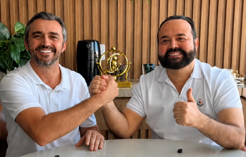 Nelinho retira candidatura a federal e anuncia apoio a Wellington Saboia