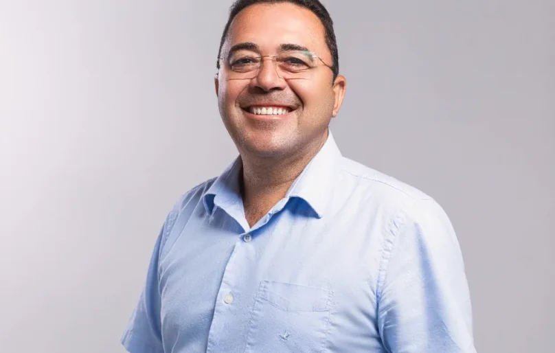 Prefeito de São Gonçalo publica vídeo pedindo bênçãos ao município