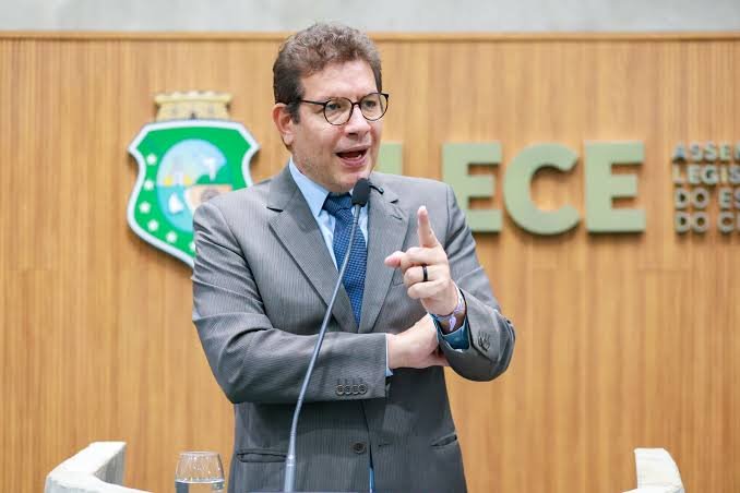 Roseno diz que entrada de Luizianne na chapa governista faz com que “garantia de vitória” ao Senado se amplie