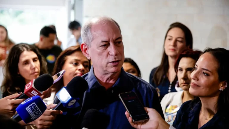 Ciro defende mutirão de laudos para pessoas neurodivergentes e construção de ‘novos Ipredes’ no CE