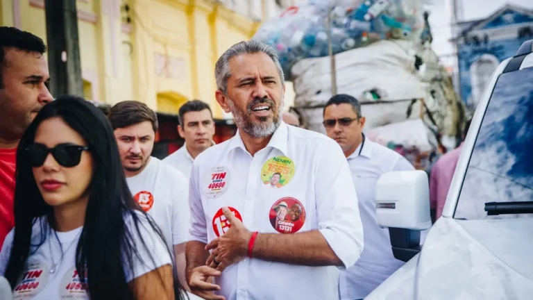 Elmano projeta ‘sinergia’ com o Governo Federal e prefeituras para entregar novas moradias no Ceará