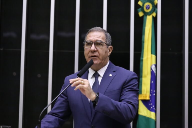 Frente Católica reage a falas de Lula sobre celibato e ordenação feminina