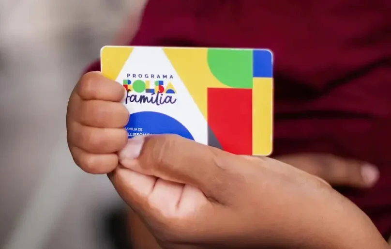 Governo Lula anuncia reajuste de 15% do Bolsa Família e piso do benefício chega a R$ 691