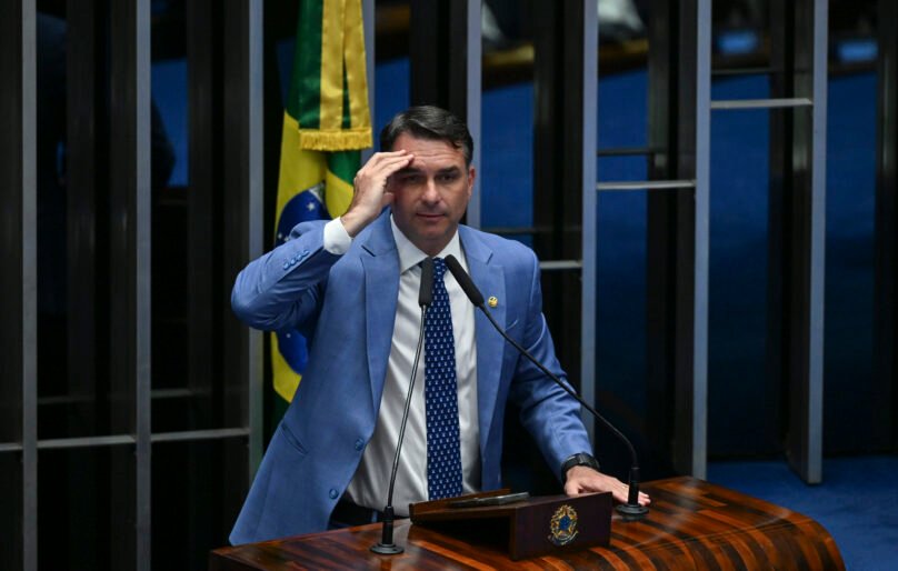 Flávio desiste de anular a eleição e diz que vai pedir cassação da chapa de Lula