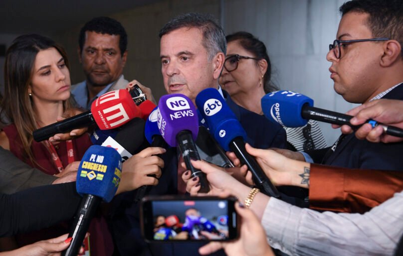 Coordenador da campanha de Flávio critica prorrogação de votação