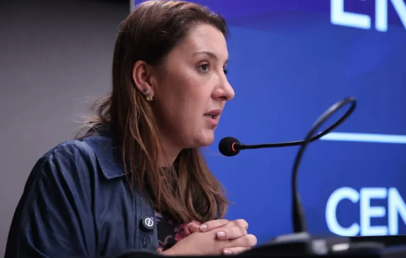 Coordenadora econômica de Flávio Bolsonaro defende ‘revogaço’ nos 100 primeiros dias de gestão