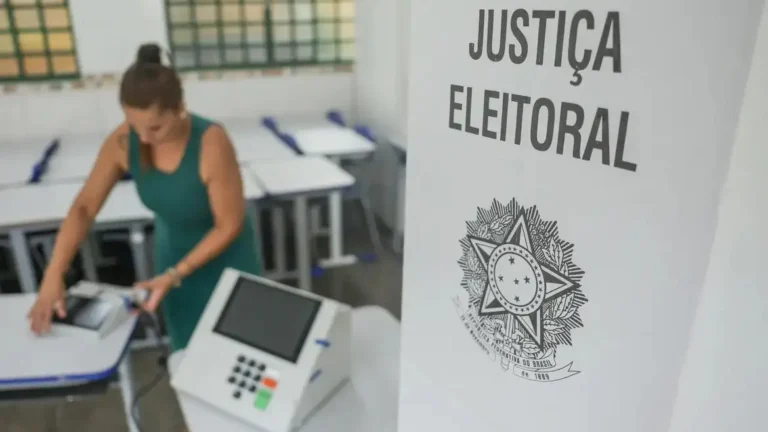Urnas fechadas podem ser reabertas? Entenda processo de encerramento das seções eleitorais