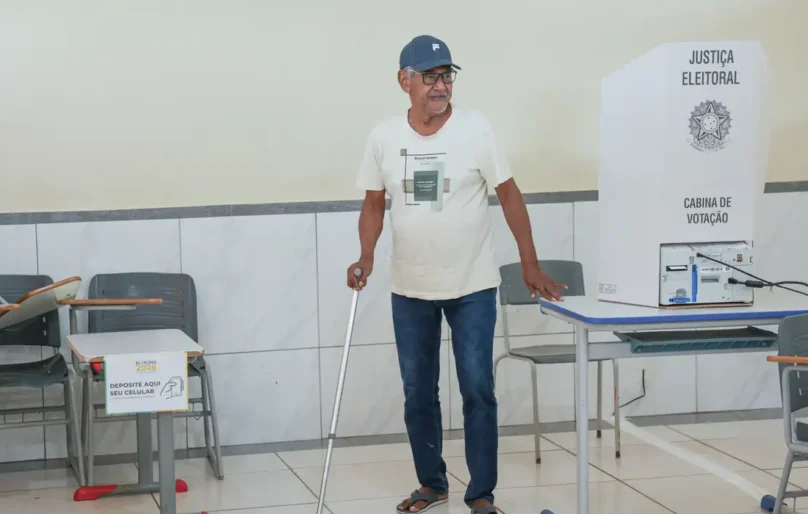 Eleições 2026: veja quem tem prioridade na fila de votação no segundo turno neste domingo (25)