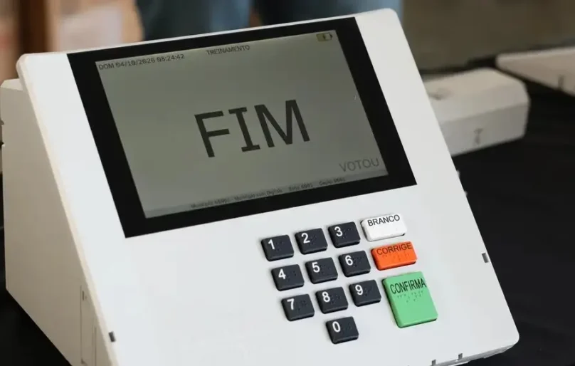 Brasil registra 58 possíveis crimes no 2º turno das Eleições 2026; TSE substitui 900 urnas